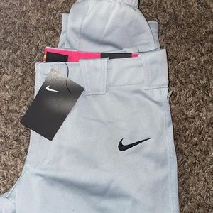 Softball pants to knee